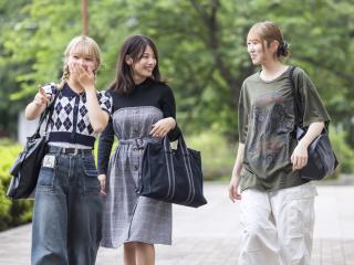 学生生活を充実させる多機能な施設