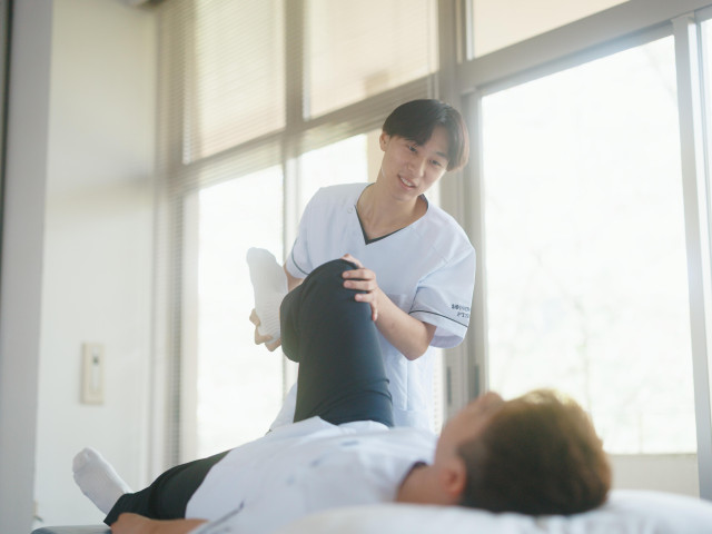 理学療法学科 技術の進歩と社会の変化に対応し、治す医療と支える医療を担う理学療法士を育成します。
