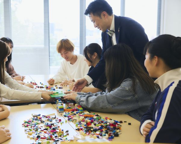 国際教養学部 国際観光学科 ミュージアム・ エンターテインメント分野 フィールドワークなどを通じて、ミュージアム・エンターテインメントについて理解を深める