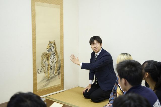 国際教養学部 国際観光学科 日本文化・多文化の理解分野 日本と世界の文化を学び、視野を広げる