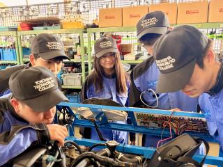 【一人じゃないから頑張れる】