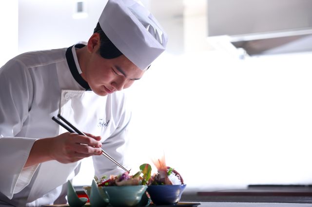 調理師学科（1年制） 最短1年で国家資格を取得！食の業界での即戦力に！