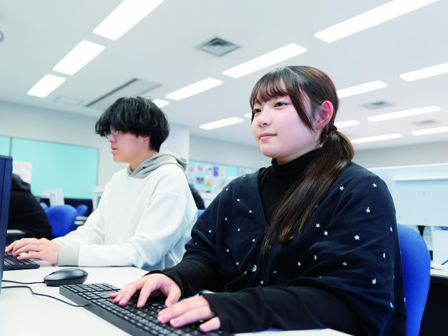 情報・マネジメント学科 ITコース 情報処理技術者を育成します！