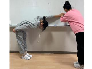 ヘルスケア福祉（腰痛予防運動）_専攻別授業