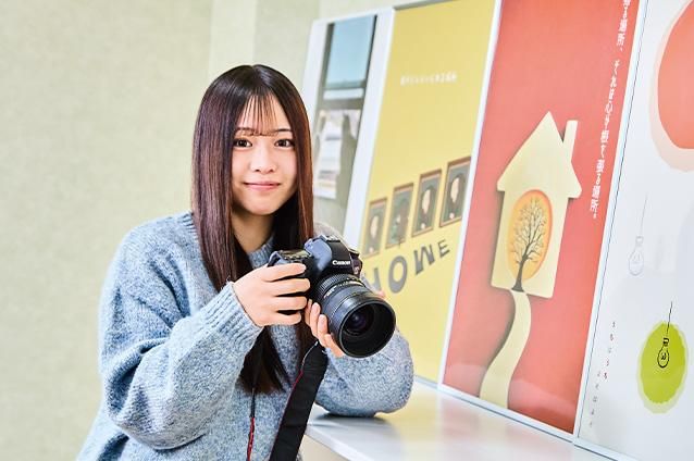 デザイン学科 グラフィックデザイナーコース（2年制） 「多くのデザインを手掛けたい！」その思いに応えます