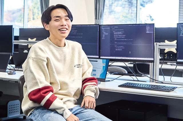 情報システム学科 情報システムコース（2年制・3年制） システム開発のノウハウを徹底習得