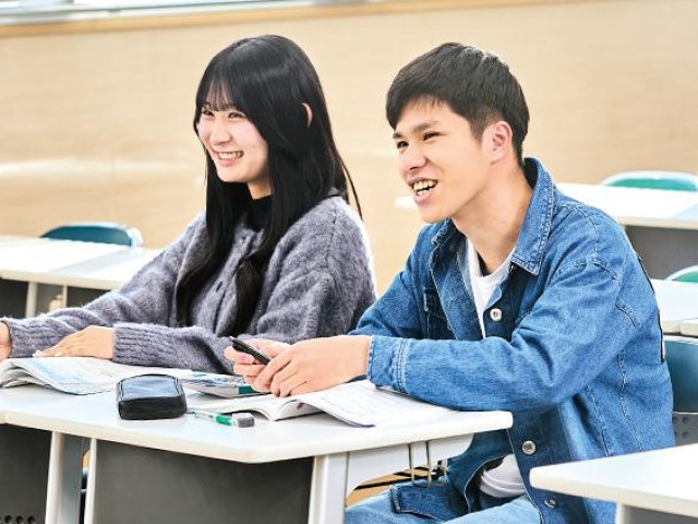 会計ビジネス学科 会計ビジネスコース（2年制） 基礎から高難度資格まで、企業会計の仕組みを学ぶ