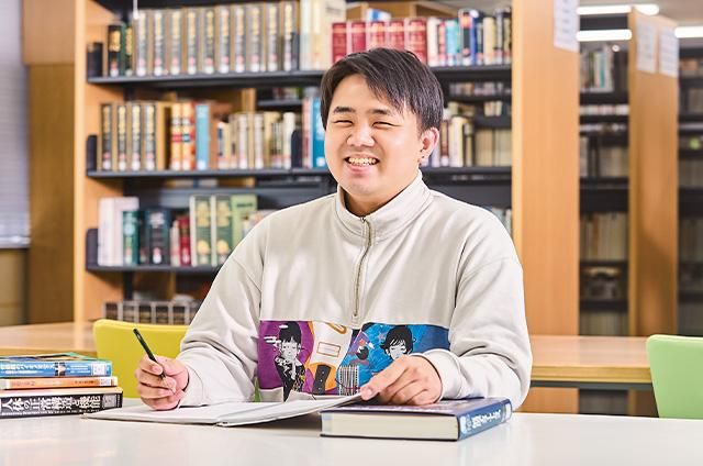 総合学科 キャリアアップコース（1年制） 大学・短大の卒業者・中退者、 社会人経験者など既卒者の みなさんの再スタートも応援します