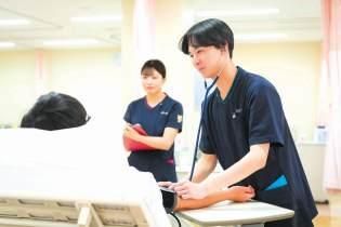 看護栄養学部 看護学科 キャンパスは3つの病院に隣接。充実した環境で実習を間近で⾏える