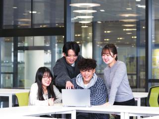 人 とは違うことに挑戦！＜少人数制＞OBPコース