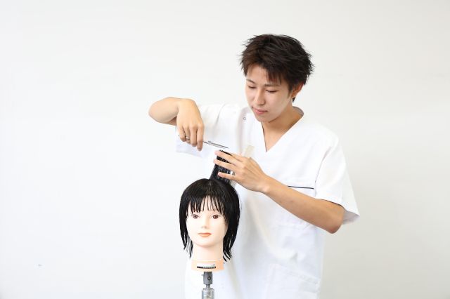 専門学校 金沢美専