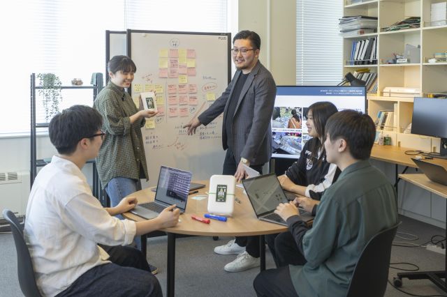 ライフデザイン学部 産業デザイン学科 生活を美しく豊かにするアイデア それを実現するプロセスを学ぶ！