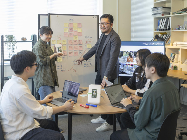 ライフデザイン学部 産業デザイン学科 生活を美しく豊かにするアイデア それを実現するプロセスを学ぶ！