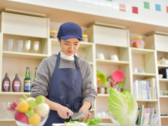 アグリ・フードテック学科 フードビジネス専攻 食品業界の「次なるトレンド」を創り上げる 企画・マーケティング・制作のプロフェッショナル!