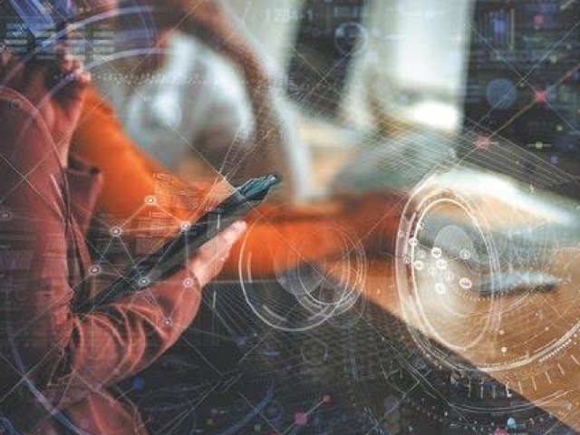高度ICTデザイン学科 Webディレクション専攻 Webデザイン&技術を総合的に学び、ニーズに即したWebサイトを構築!