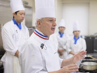 いろいろな行事や選択制授業で楽しく調理の実力をアップ