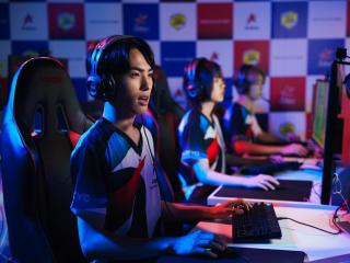 機材は業界仕様の最新設備。夢に向かって思う存分チャレンジできる環境です