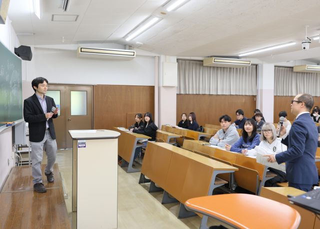 文学部 創作、日本文学、日本文化を学び、豊かな感性と論理的思考力を身に付ける