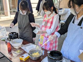 学生が運営する学校祭