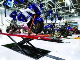 OAECの誇る充実の二輪実習環境