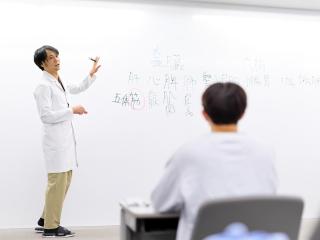 夜間学校説明会の画像