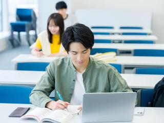 情報学部学部・学科・コース情報