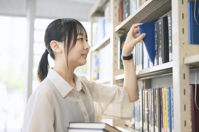 短期公務員科 「公務員」を1年で目指します