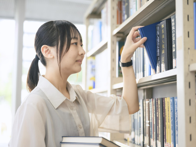 短期公務員科 「公務員」を1年で目指します