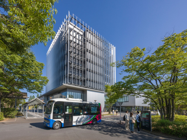 日本工業大学