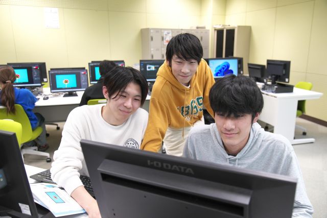 マルチメディアＯＡコース グラフィックやオフィス系の基礎力を身につけ、最新スキルを総合的に学ぼう!