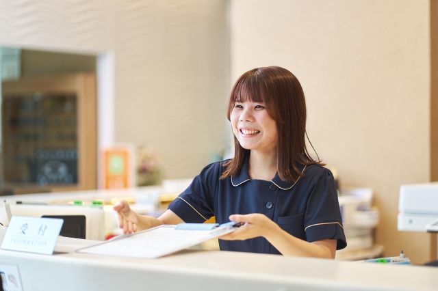 医療事務学科 自分らしい医療事務のキャリアを実現！ 医薬品販売のプロ「登録販売者」も目指せる！