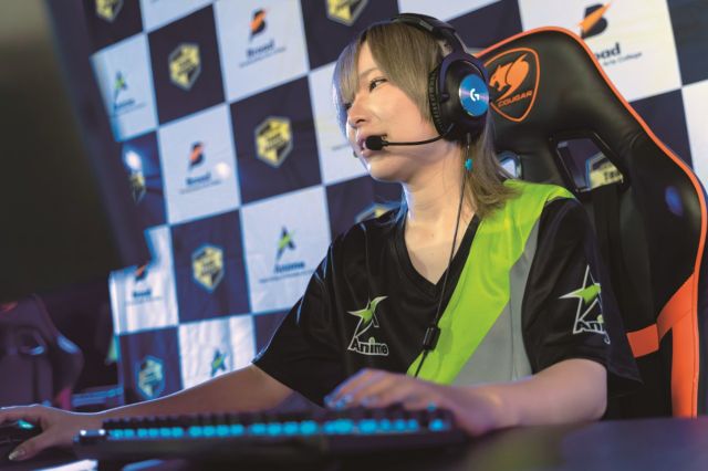 e-sports＆ゲームCG科 ゲームストリーマーコース 視聴者を魅了するゲーム配信や実況の技術を習得し、人気ストリーマーに！