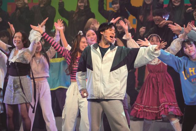 映像・舞台テクノロジー科 ミュージカル俳優コース ミュージカル俳優に必要なダンス・歌・演技力を身につける！また、アクション・殺陣も学び、2.5次元などの人気舞台や第一線で活躍できるプロの舞台人をめざす！