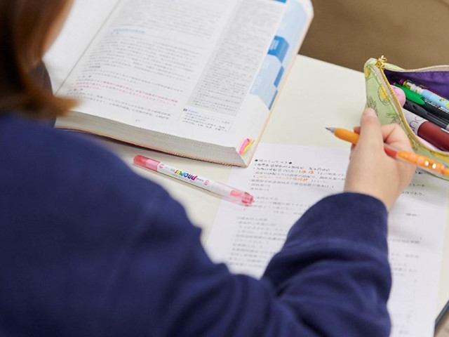 公務員総合学科 ２年課程 2年で基礎から確実に力をつけ、あらゆる職種への合格を目指す