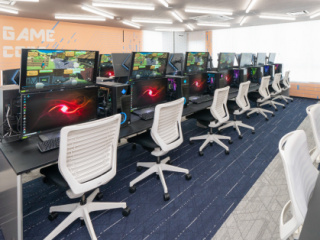 ゲーム実習室