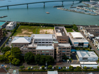 心にゆとりをくれる学び舎で、のびのびと勉強できます。