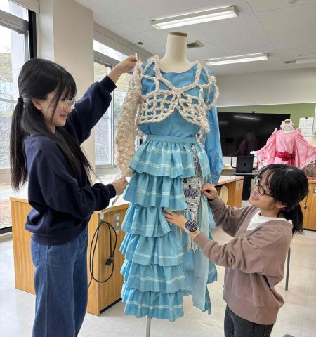 家政学部 生活科学科 生活科学専攻 採用実績でわかる充実の学びで、被服分野に強い家庭科教員をめざす