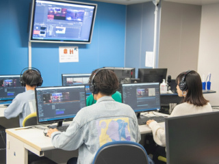 TV・映画・動画業界へ走り出せ★　映像学科のオープンキャンパスの画像