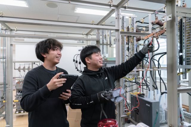 電業技術学科 小さな建物も大きな建物も、ビルをまるごと管理！