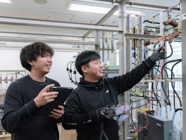電業技術学科 小さな建物も大きな建物も、ビルをまるごと管理！