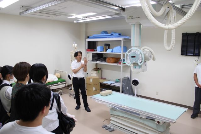 医療保健学部 診療放射線学科 高度な知識・技術に加え、生涯にわたる自己研鑽力を備えた放射線診療・放射線治療技術のスペシャリストへ