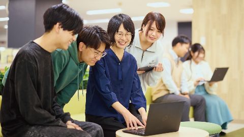 KCS福岡情報専門学校