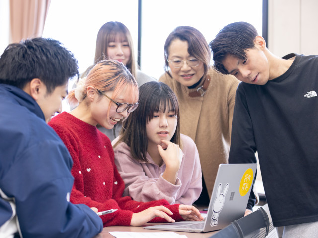 サービス経営学部 ホスピタリティの視点から、新サービスを創り出す。