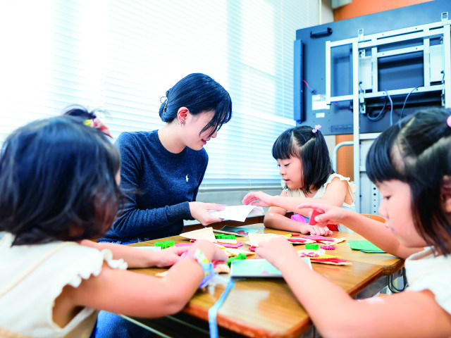 人間社会学部 子ども教育学科 保育子どもコース 個々の子どもの個性やニーズをくみ取り 自主性を育むことのできる人材を育成