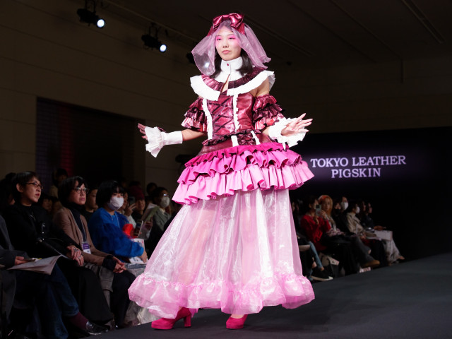 ファッション総合科 モデルコース（※2年次ファッションビジネスコース・スタイリストコースに編入可） オリジナルカリキュラムでセルフプロデュースできるモデルに