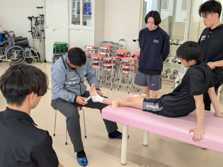 プロスポーツチームと連携した実践的な学び