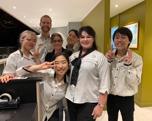 国際ホテル学科 海外ホテルインターンシップコース 5カ月間の海外ホテルインターンシップで語学力とサービススキルを強化！世界に通用するホテルスタッフをめざす！