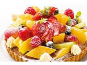 カッティング技術で魅せる☆ 初夏のフルーツタルト