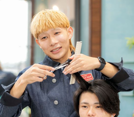 美容学科 ワーキングアカデミーコース 最短でプロのスタイリスト・オーナーを目指す！