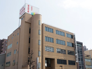 名古屋歯科医療専門学校